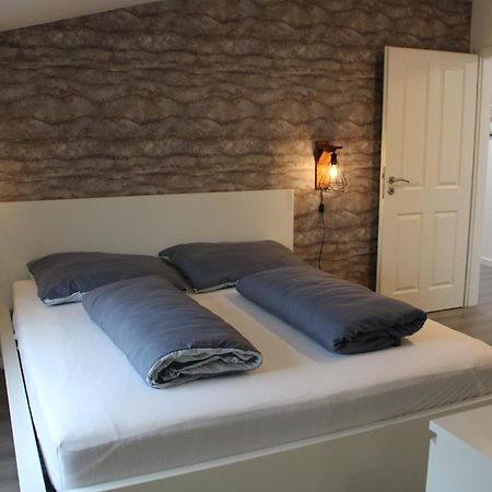 Design Immo Ferienwohnung Rhein-Main Rodgau Luaran gambar